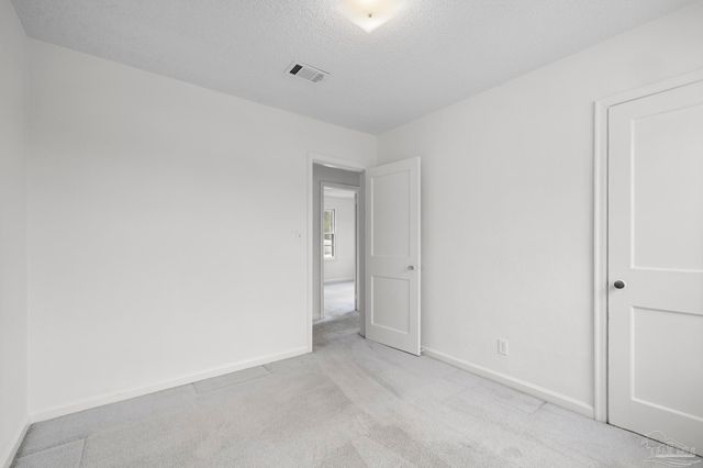 208 Berry Rd, Pensacola, FL 32507