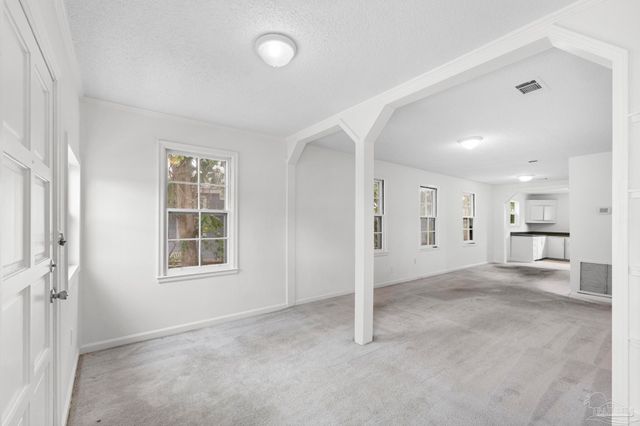 208 Berry Rd, Pensacola, FL 32507