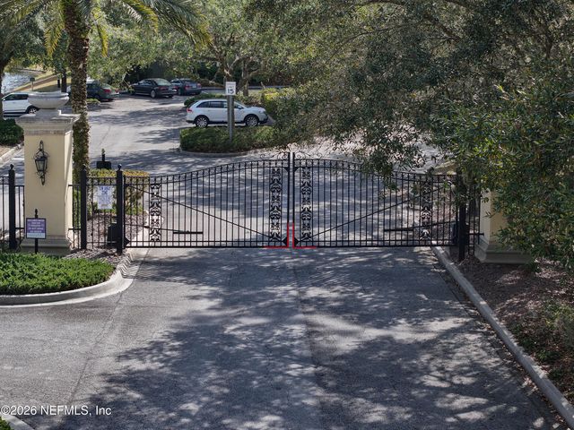 59 FALLING WATER Court, Ponte Vedra, FL 32081