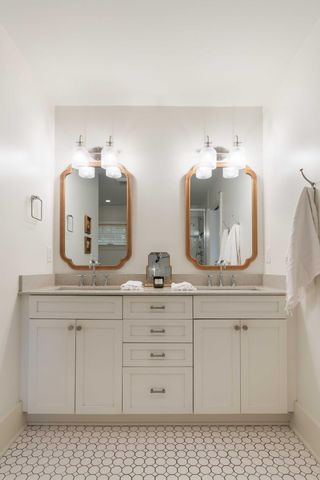 1454 Seminole Street, Mount Pleasant, SC 29464