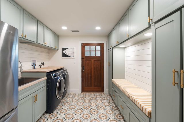 1454 Seminole Street, Mount Pleasant, SC 29464