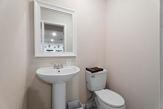 25660 S 625 Road, Grove, OK 74344