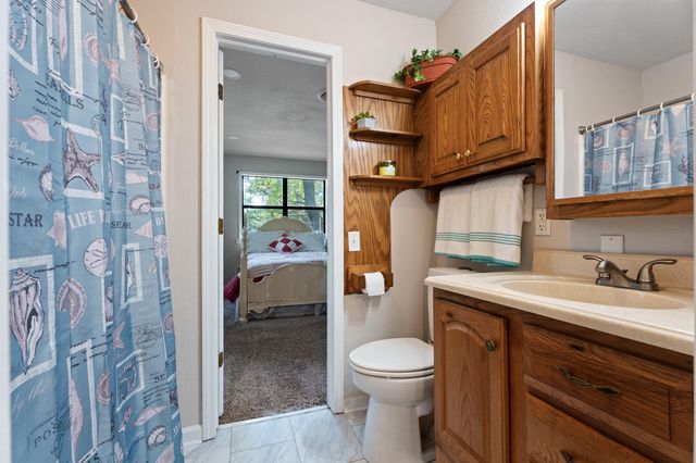 25660 S 625 Road, Grove, OK 74344