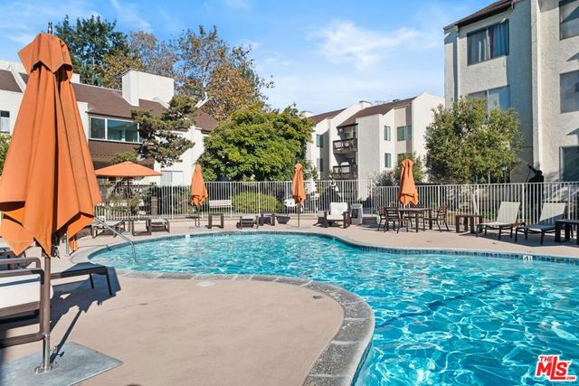2207 Summertime Lane, Culver City, CA 90230