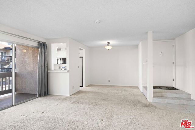 2207 Summertime Lane, Culver City, CA 90230