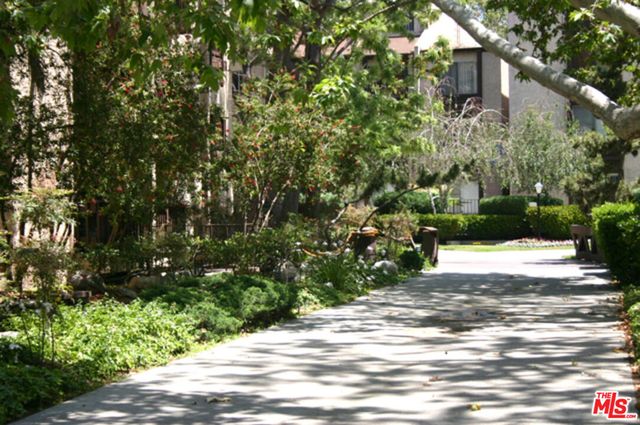 2207 Summertime Lane, Culver City, CA 90230
