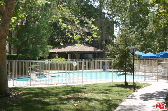 2207 Summertime Lane, Culver City, CA 90230