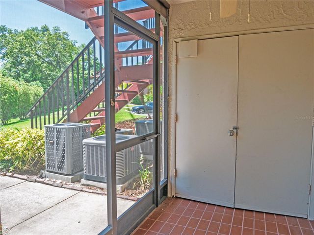 3455 COUNTRYSIDE BOULEVARD 11, Clearwater, FL 33761