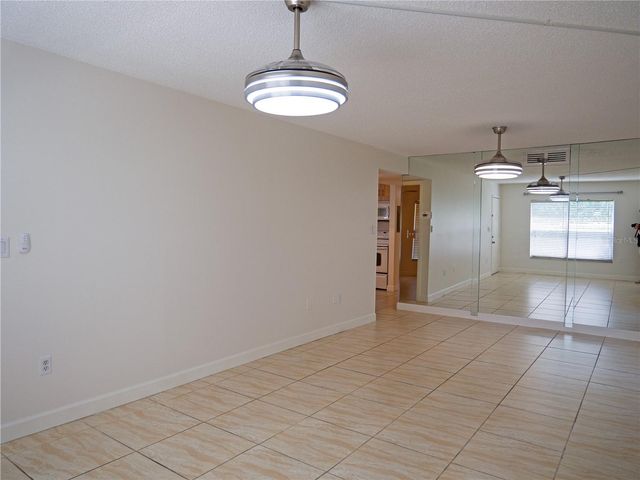 3455 COUNTRYSIDE BOULEVARD 11, Clearwater, FL 33761