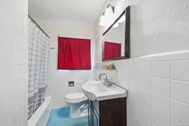 369 BABCOCK RD, San Antonio, TX 78201