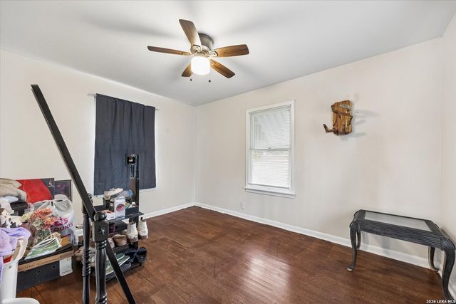 369 BABCOCK RD, San Antonio, TX 78201
