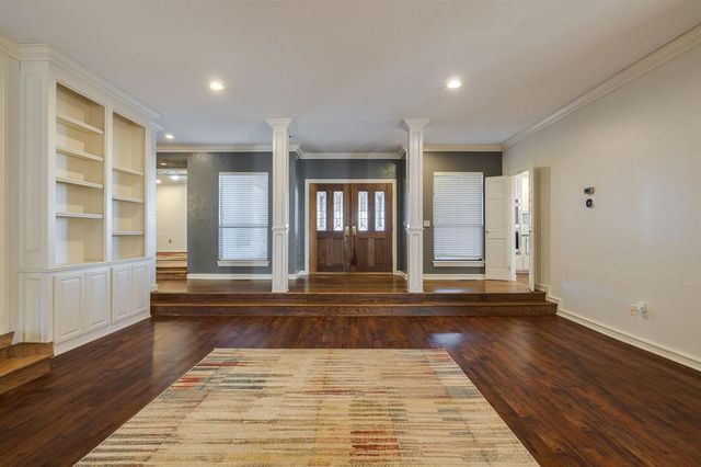 1200 Oak Tree Drive, Edmond, OK 73025