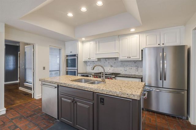 1200 Oak Tree Drive, Edmond, OK 73025