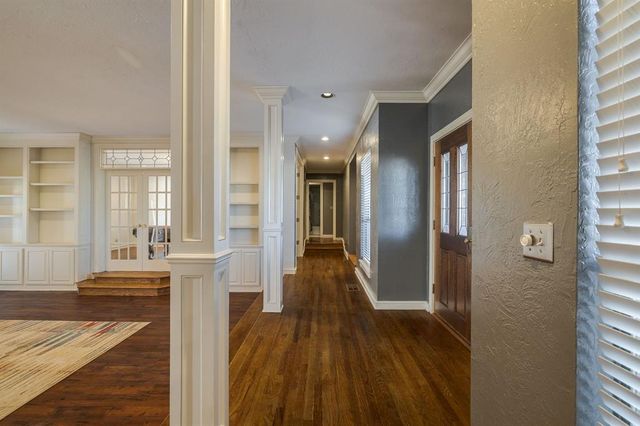 1200 Oak Tree Drive, Edmond, OK 73025