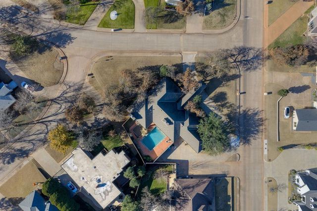 1200 Oak Tree Drive, Edmond, OK 73025