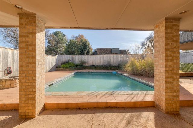 1200 Oak Tree Drive, Edmond, OK 73025