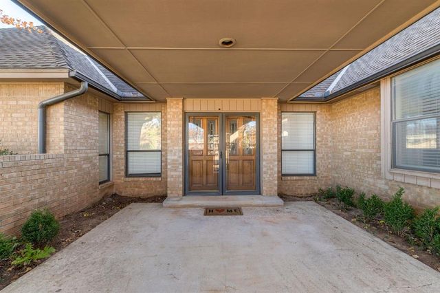 1200 Oak Tree Drive, Edmond, OK 73025