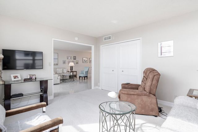3150 N Course Lane, Pompano Beach, FL 33069