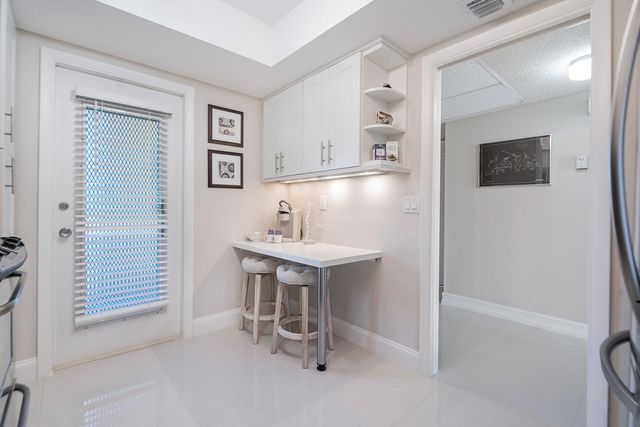 3150 N Course Lane, Pompano Beach, FL 33069