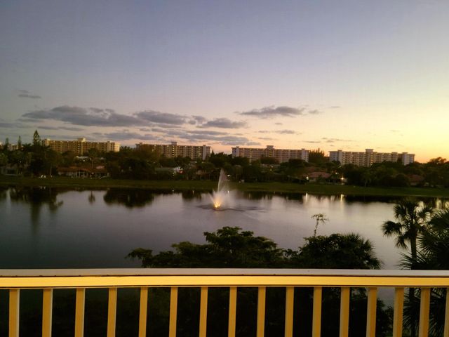 3150 N Course Lane, Pompano Beach, FL 33069