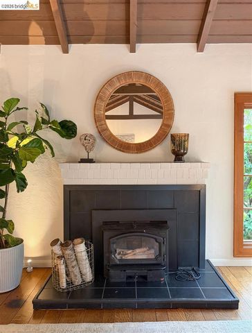282 Grizzly Peak Blvd, Kensington, CA 94708