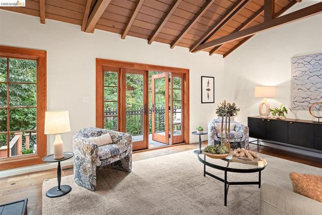 282 Grizzly Peak Blvd, Kensington, CA 94708