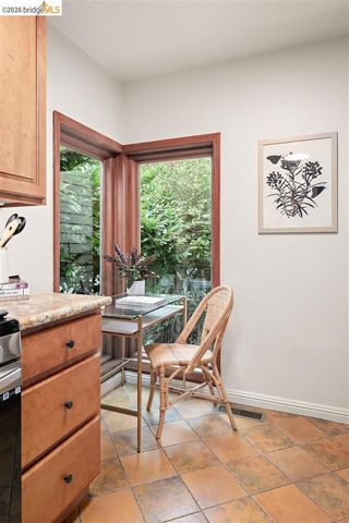 282 Grizzly Peak Blvd, Kensington, CA 94708