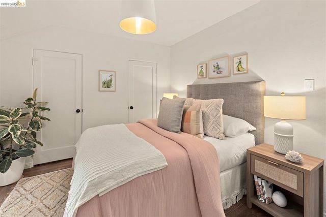282 Grizzly Peak Blvd, Kensington, CA 94708