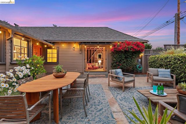 282 Grizzly Peak Blvd, Kensington, CA 94708