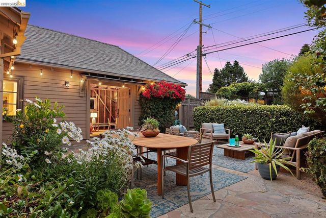 282 Grizzly Peak Blvd, Kensington, CA 94708