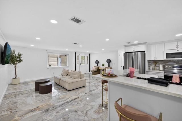 19514 N DALE MABRY HIGHWAY, Lutz, FL 33548