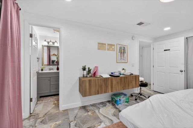 19514 N DALE MABRY HIGHWAY, Lutz, FL 33548