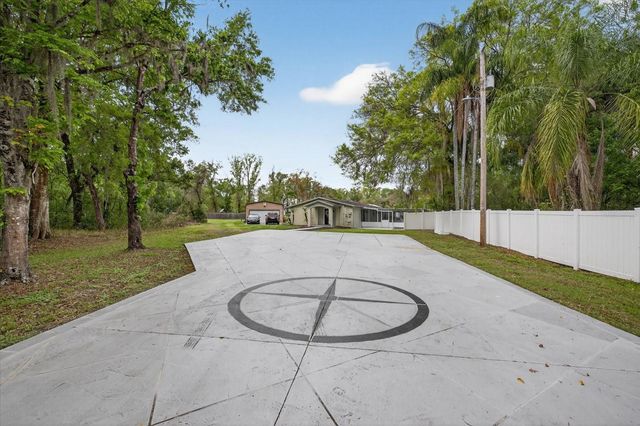 19514 N DALE MABRY HIGHWAY, Lutz, FL 33548