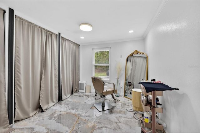 19514 N DALE MABRY HIGHWAY, Lutz, FL 33548