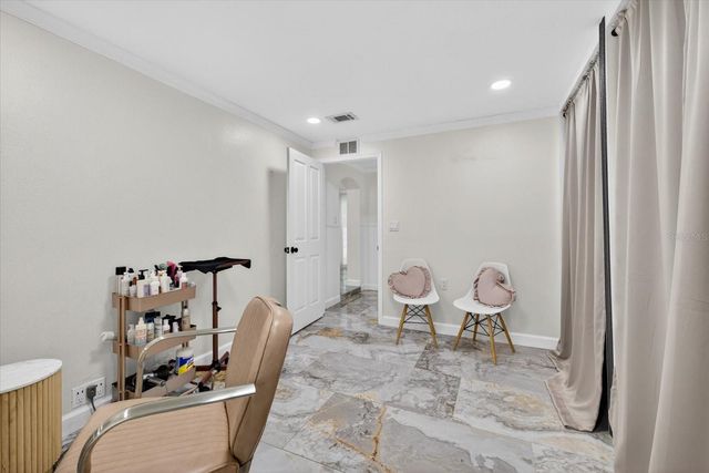 19514 N DALE MABRY HIGHWAY, Lutz, FL 33548