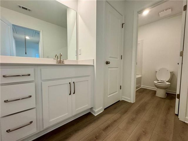 5441 Hargrove Way, Flowery Branch, GA 30542