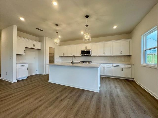 5441 Hargrove Way, Flowery Branch, GA 30542
