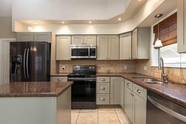 755 OAK TERRACE, Orange City, FL 32763