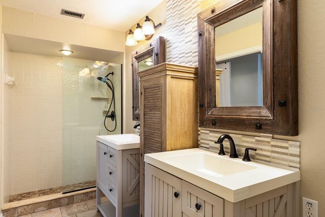 755 OAK TERRACE, Orange City, FL 32763