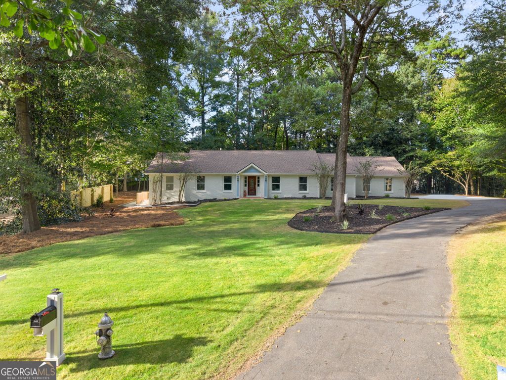 860 Landmark Drive, Sandy Springs, GA 30342 — photo 3