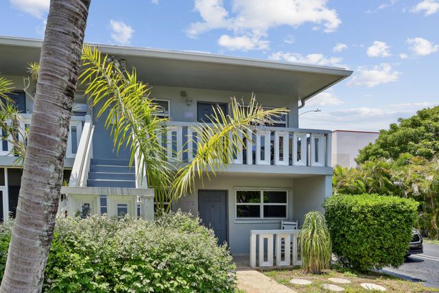 306 NE 1st Avenue 210, Boynton Beach, FL 33435