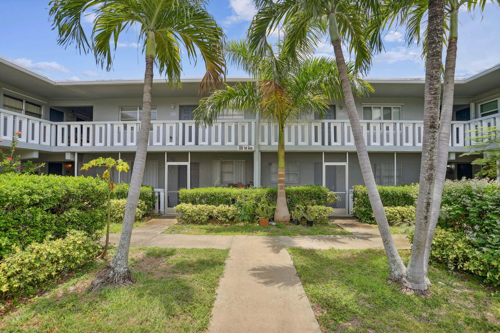 306 NE 1st Avenue 210, Boynton Beach, FL 33435