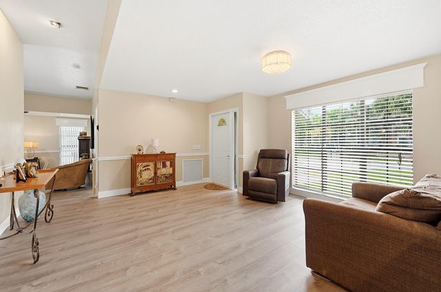2145 NW 85th Lane, Coral Springs, FL 33071