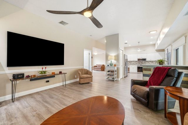 2145 NW 85th Lane, Coral Springs, FL 33071