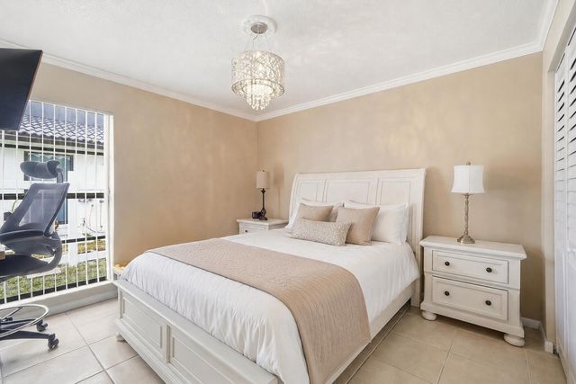 2145 NW 85th Lane, Coral Springs, FL 33071