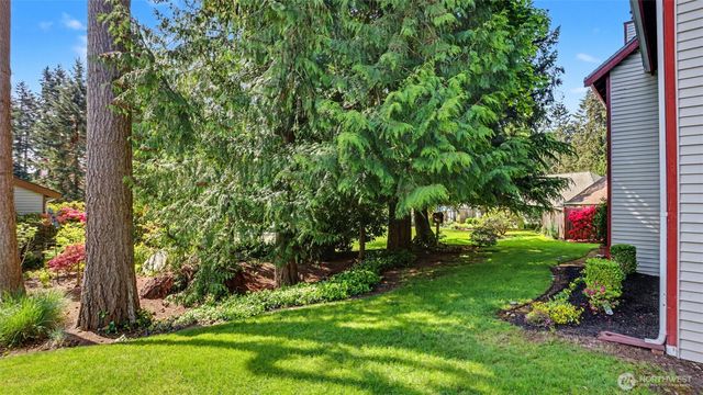 247 S 328th Lane, Federal Way, WA 98003