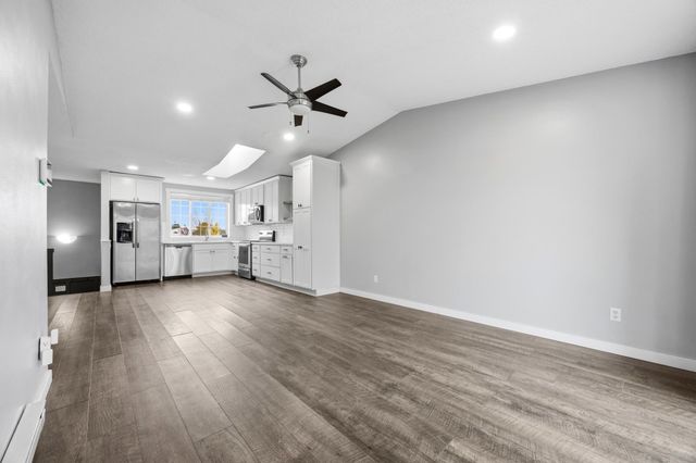 4704 8th Avenue S, Fargo, ND 58103