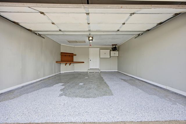 4704 8th Avenue S, Fargo, ND 58103