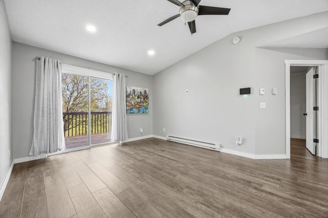 4704 8th Avenue S, Fargo, ND 58103