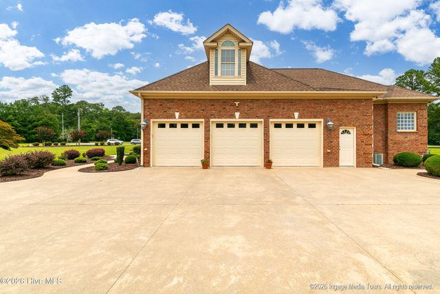 1445 Foster Road, Grimesland, NC 27837